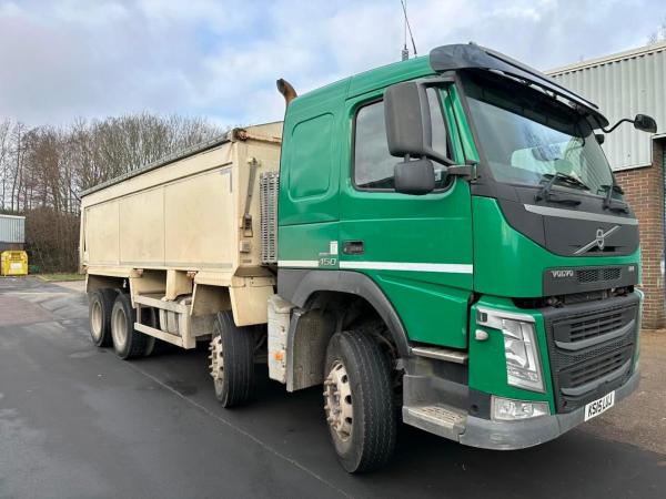 VOLVO FM TIPPER